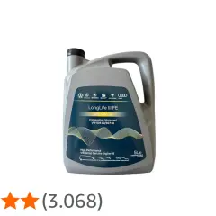 Graue Ölkanister mit VW-Konzernlogos und der Aufschrift "LongLife III FE SAE 0W-30".
