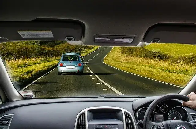Vorausschauendes Fahren Auto