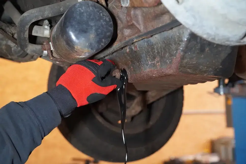Fiat Ducato Wohnmobil Motorraum Ölfilter